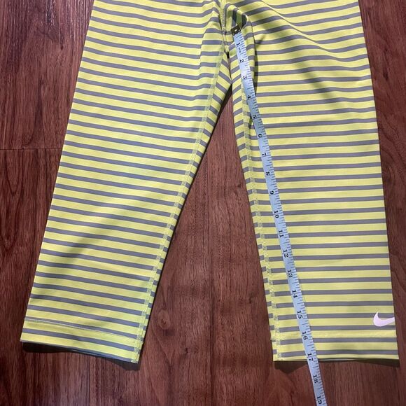 Nike Pro Leggings Yellow Stripe Compression Cropped Gym Training Women Sz M READ - Picture 3 of 10